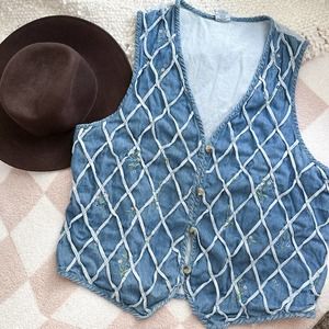 Vintage Cascade Blues 2x Denim Vest embroidered floral crisscross detail